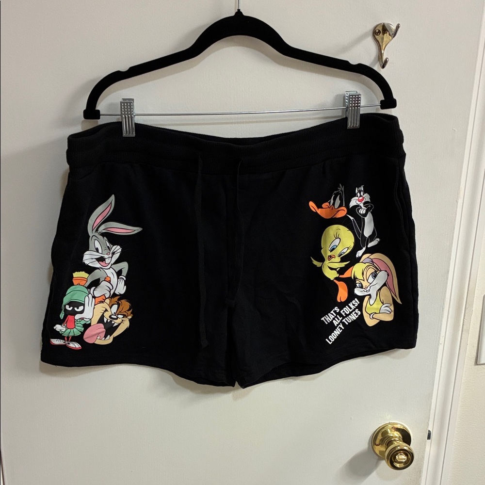 Looney Tunes Black Women's Shorts with Iconic Colorful Cartoon Characters Sz 3XL
